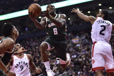 Los Bucks y los Pelicans ganan a domicilio; los Spurs superan a Utah Jazz pese al buen partido de Ricky Rubio