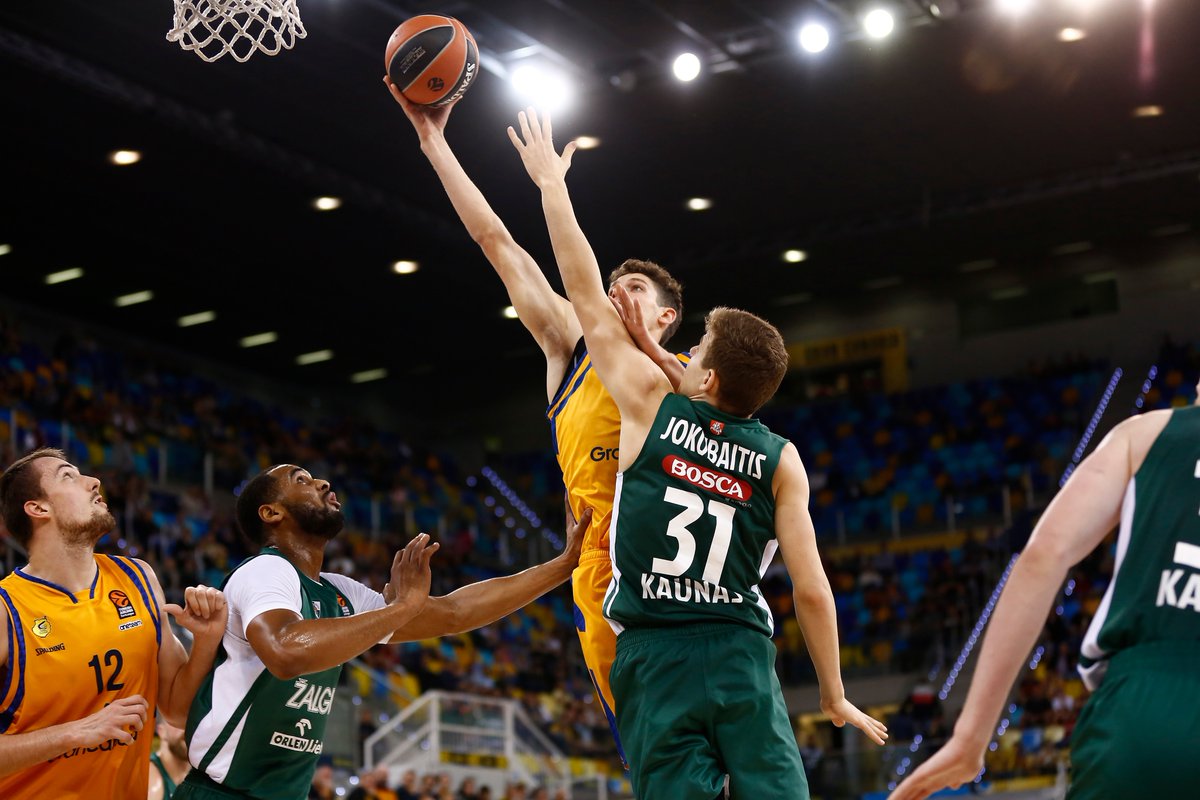 El Gran Canaria derrota a un Zalgiris que reaccionó a última hora (73-66) y firma una buena primera vuelta