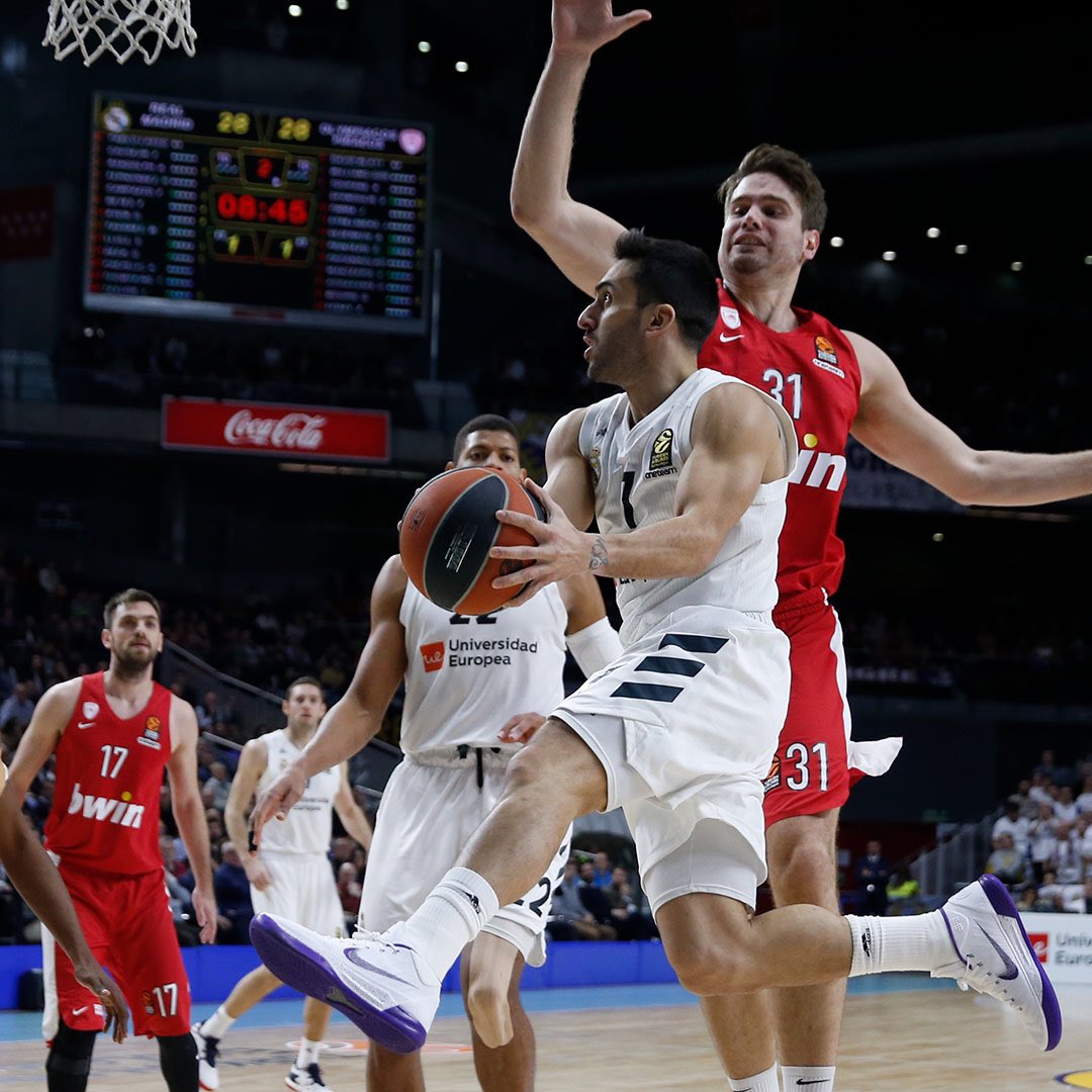 El Real Madrid se luce ante el Olympiacos y aventaja ya en cuatro partidos al quinto clasificado