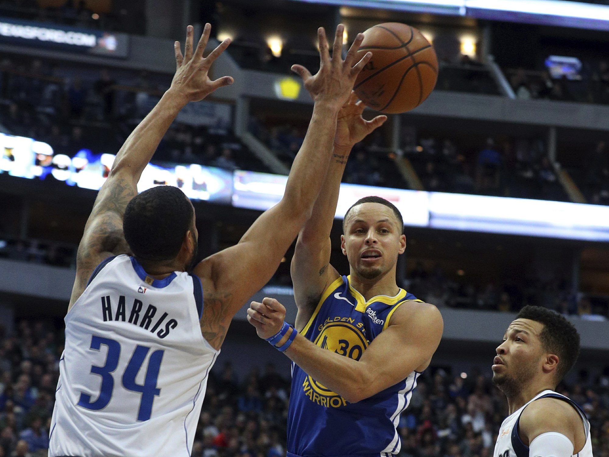 Warriors, como líderes, y Blazers y Oklahoma Thunder, en playoffs, se afianzan en el Oeste