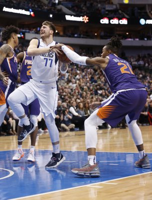 El mejor partido en muchas semanas de Marc Gasol lidera el triunfo de los Grizzlies; Doncic brilla; los Celtics barren a los Pacers