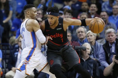 Los Raptors y Oklahoma Thunder siguen fuertes en casa; los ‘Mavs’ derrotan a los Clippers
