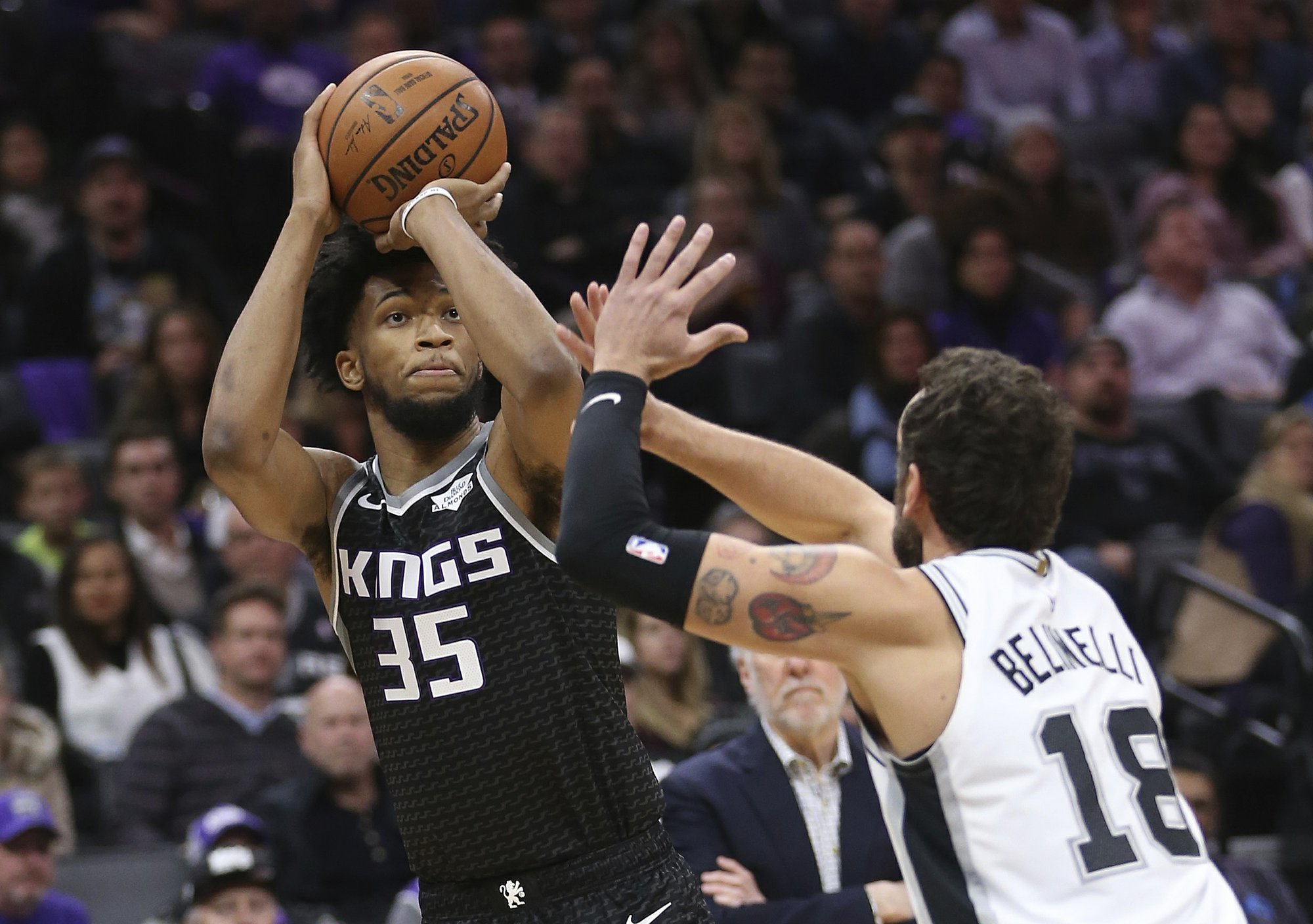 Los Kings y los Pistons ganan y siguen aspirando a playoff; Harden y Antetokounmpo brillan