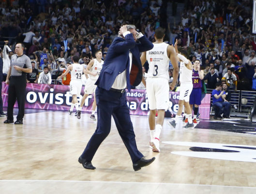 La ACB y la Asociación de árbitros lamentan los graves errores vistos en la final