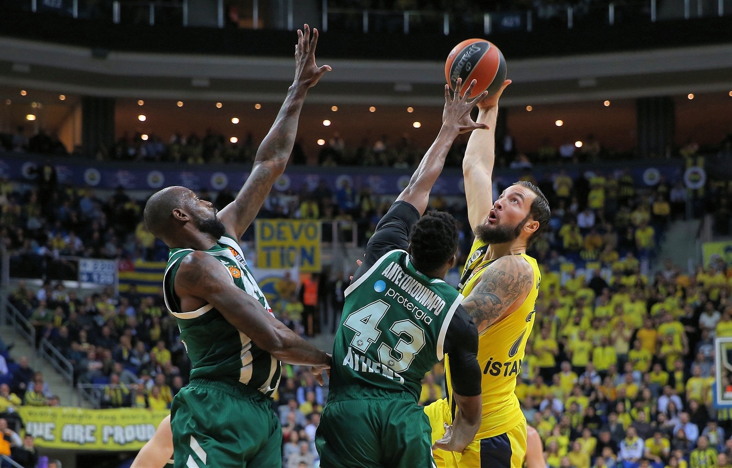 Clasificación: todo por decidir desde los puestos dos al octavo y el Barça y el Baskonia van a más
