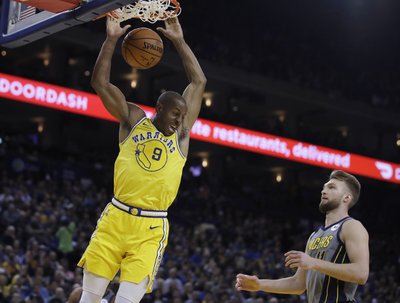 Los Nuggets y los Warriors siguen empatados; Kings y Hornets ganan y aún aspiran al playoff