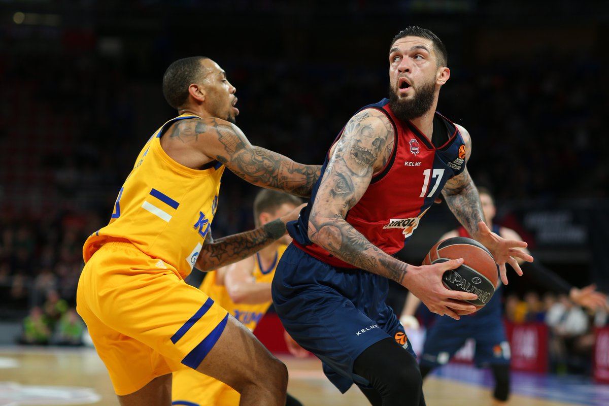El Baskonia sigue sumando, 104-86 al Khimki, y aprovecha las derrotas de Bayern Munich y Armani Milan