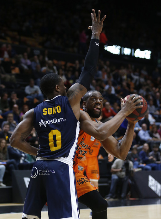 El Gran Canaria respira un poco tras ganar el derbi; el Valencia Basket arrolla al UCAM Murcia