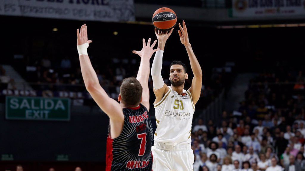 El Real Madrid tumba al Armani en una excelente segunda parte y Mejri debuta