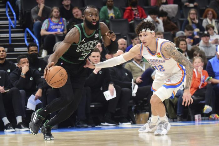 Así están las clasificaciones a 19 días de los playoffs de la NBA: los Bulls y los Warriors pierden comba