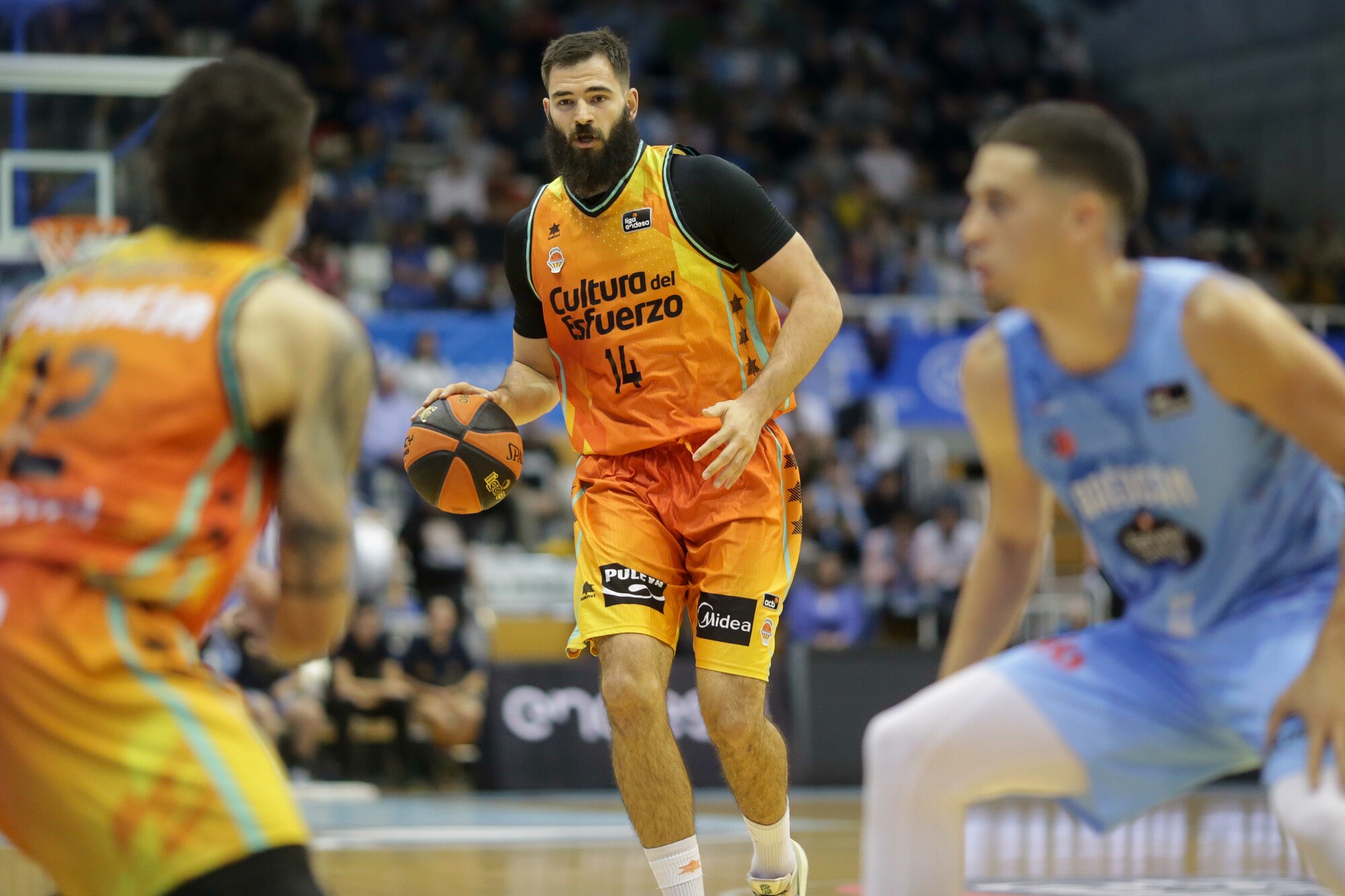 Las cíclicas crisis del Valencia Basket: el club necesita decidir qué quiere ser y mostrar confianza en el modelo que elija