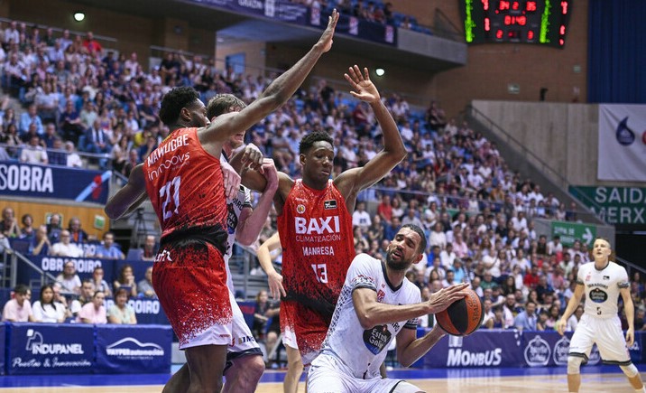 Victorias del UCAM Murcia, Manresa, Unicaja y Lenovo Tenerife el sábado