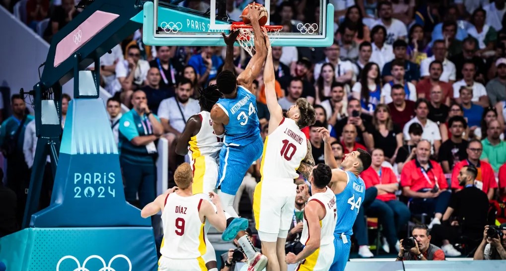 90-89: España se estrena en el torneo femenino con una gran victoria en la prórroga frente a China