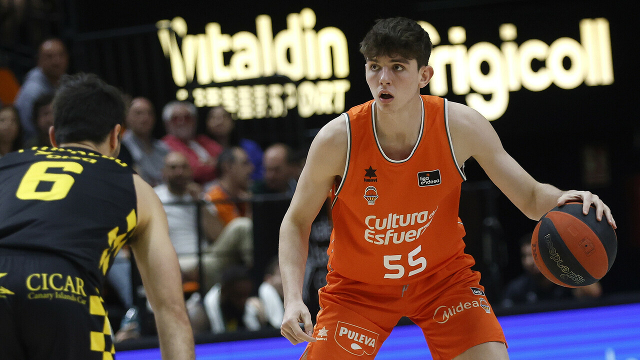 Reuvers se queda, hay diez bajas, pagan 550.000 de cláusula por Jean Montero y cambio de entrenador: así ha quedado el nuevo Valencia Basket