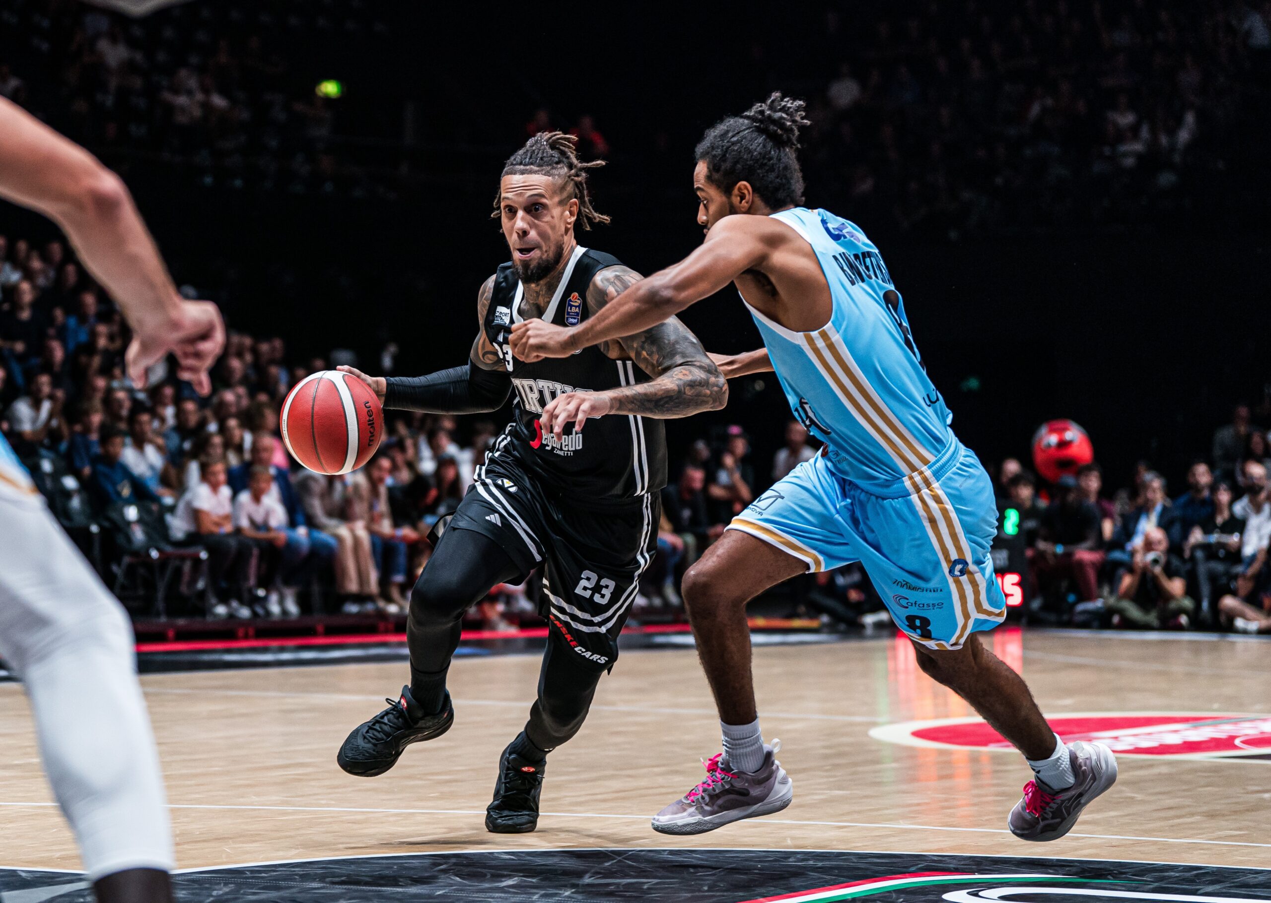 La Virtus hace una mezcla de veteranos de lujo y debutantes para seguir en la zona media y peleando por el play-in