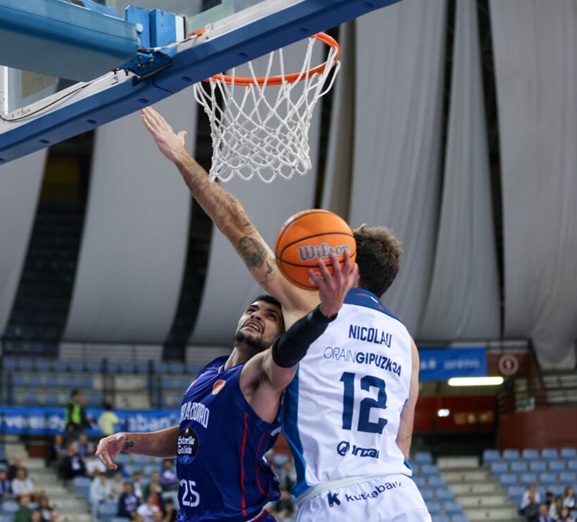 Resultados y clasificación: el Obradoiro gana a la tercera pero de forma agónica; el Fuenlabrada, el Palencia y el Coruña ganaron a domicilio