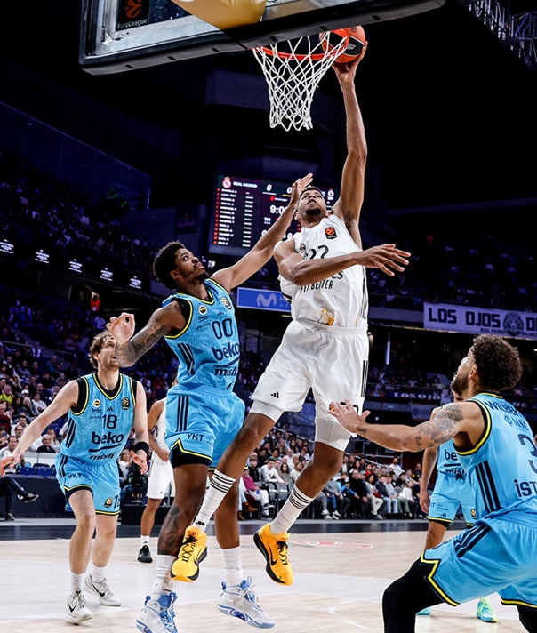 El Real Madrid destrozó (84-58) a un patético Fenerbahce