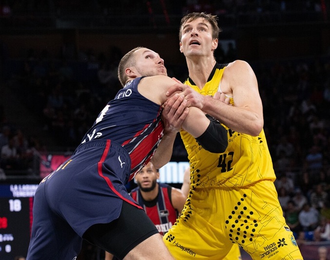 La semana redonda del Baskonia se completa con una gran victoria contra el Laguna Tenerife ; cómodo triunfo del Valencia Basket ante el SP Burgos