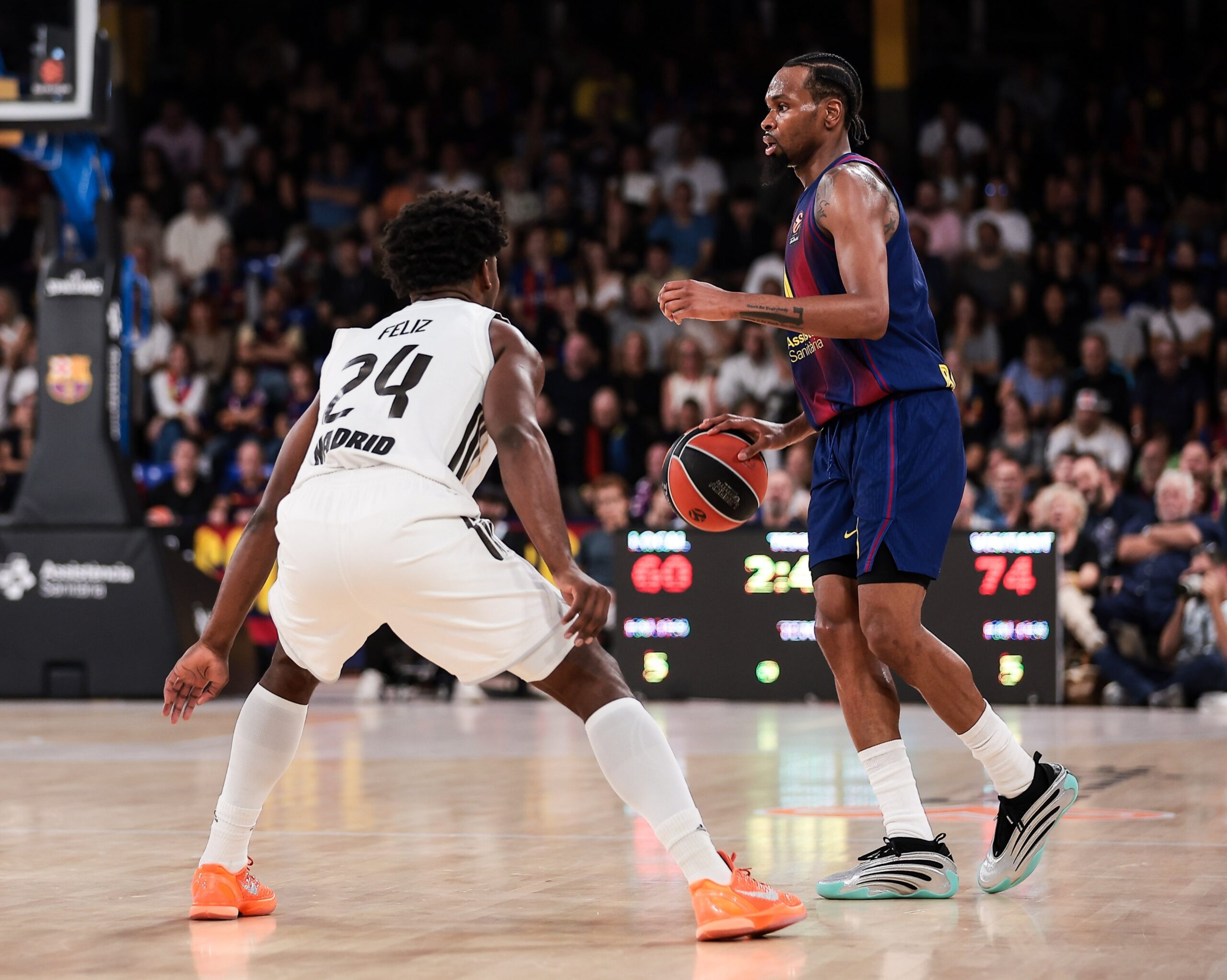 El Real Madrid rompe la mala racha a domicilio con un gran triunfo en el Palau (92-101) y el Barça fue despedido con pitos