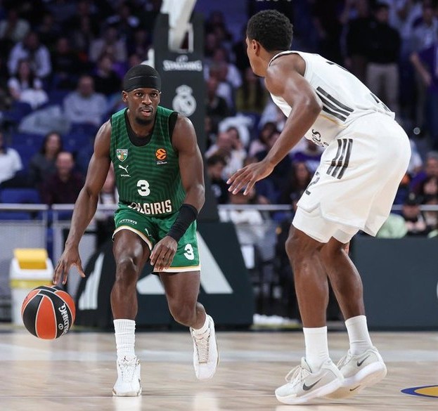 El Real Madrid tuvo que anotar nada menos que 38 puntos en el último cuarto para derrotar al Zalgiris (100-99)