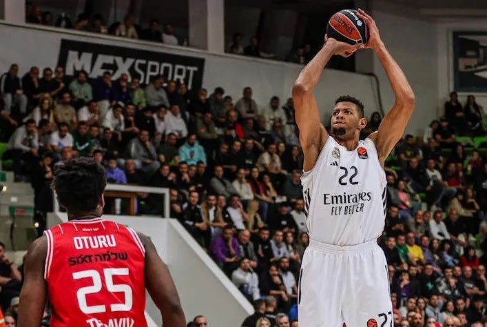 74-75: el Real Madrid supo defender su pequeña ventaja en un final agónico frente al Hapoel