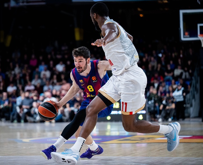 El Mónaco hizo sangre de los problemas del Barça (74-90) y Xavi Pascual fue descalificado