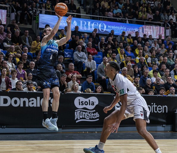 Victoria clave del Burgos por abajo y del Unicaja y el Laguna Tenerife para acercarse a la Copa del Rey