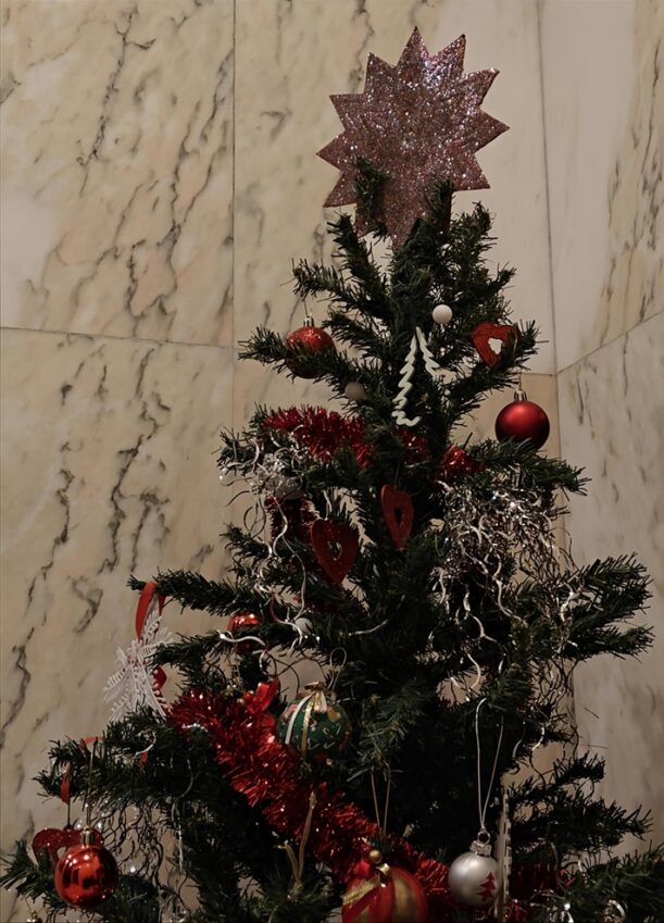 Feliz Navidad/Bon Nadal/Eguberri on/Bo Nadal a todos nuestros lectores y aficionados