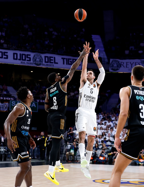 El Real Madrid le metió un 63-35 al Dubai en la segunda parte
