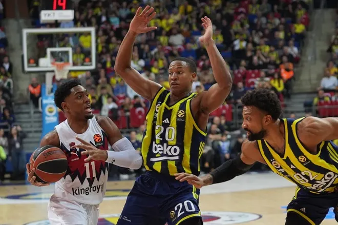 El Fenerbahce no dio opción al Kosner Baskonia en la segunda parte (84-71)