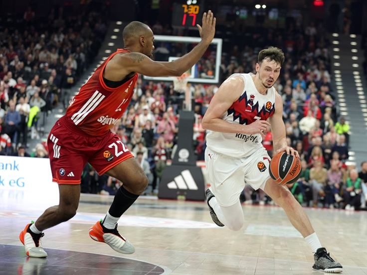 El Kosner Baskonia cayó destrozado en los minutos finales por una exhibición del Bayern Munich (96-89)