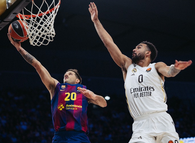 El mejor Real Madrid apareció por fin para apabullar al Barcelona (80-61)