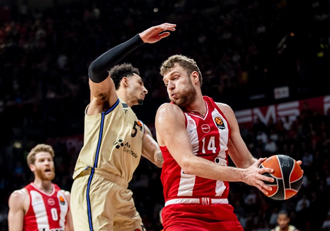 87-75: el Barcelona remontó para luego caer en terrible final de partido