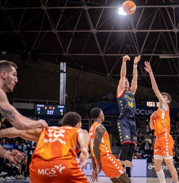 El Valencia Basket arrolla en Andorra y el Baskonia gana en Bilbao pero sufre lesiones