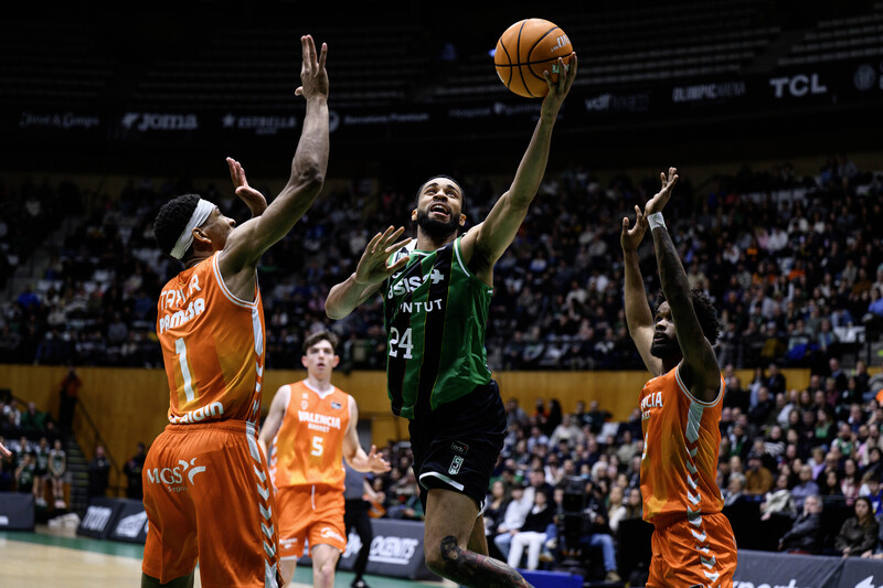 El Asisa Joventut derrotó al Valencia Basket, el Baskonia no dio opción al Granca y el Manresa se exhibió en Lleida