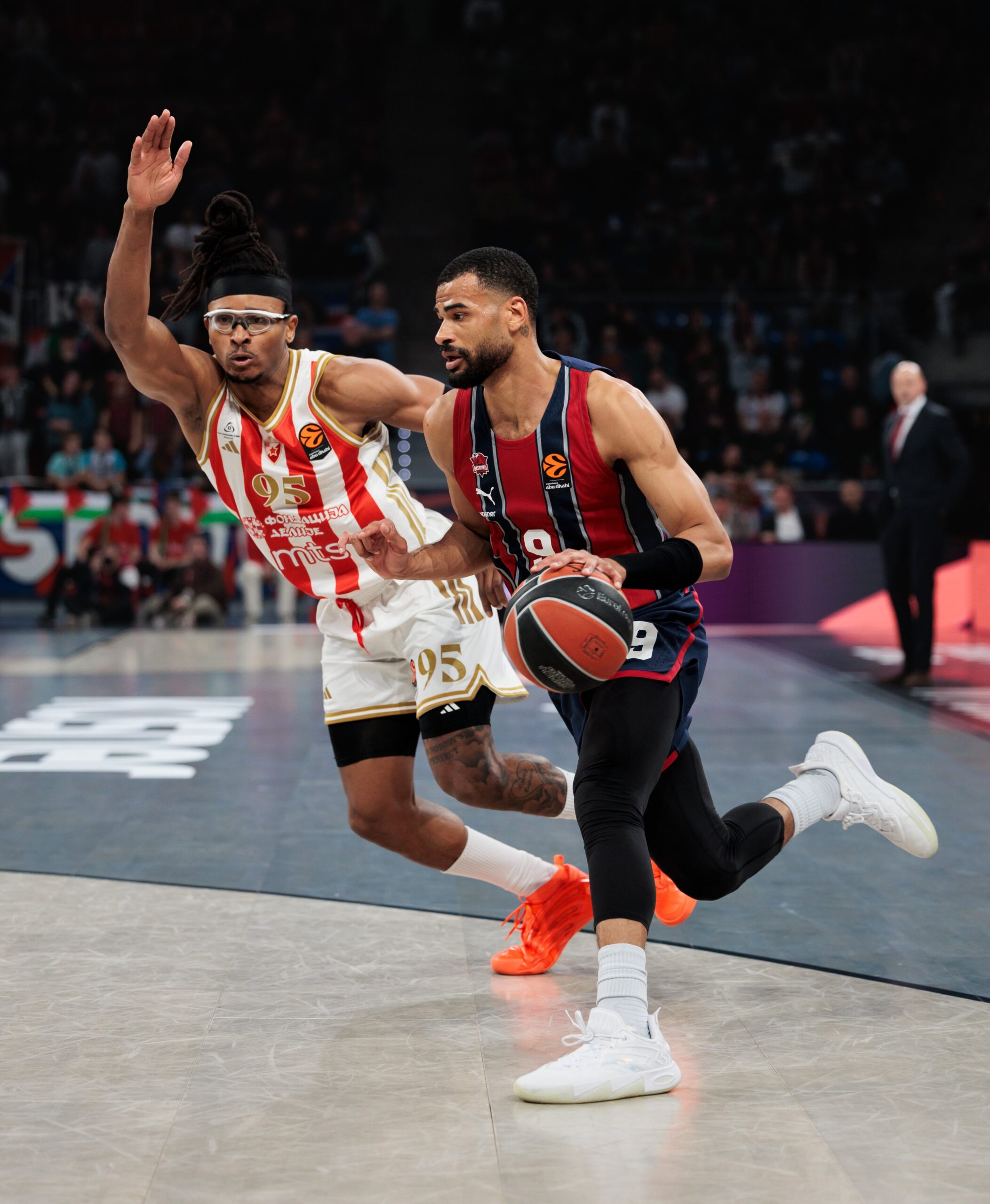 El Baskonia cae tras una prórroga después de un gran partido (100-108)