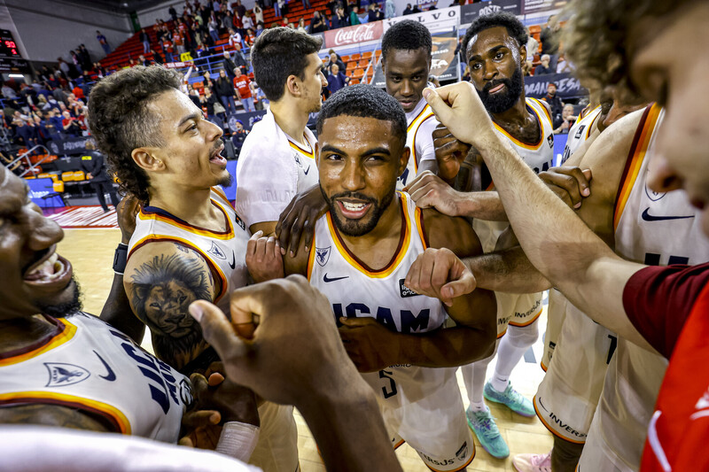 Victorias del UCAM Murcia, el Bilbao Basket y el Laguna Tenerife a domicilio y el Casademont Zaragoza ganó un duelo clave por la permanencia