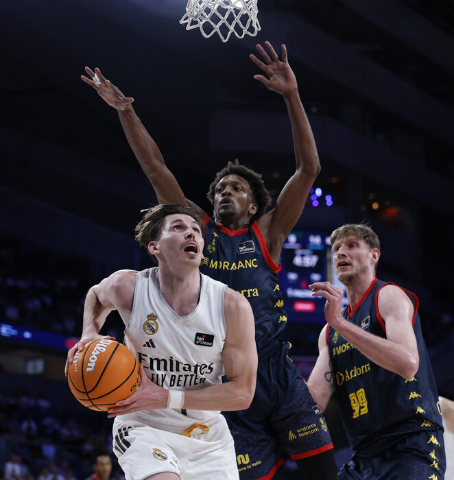 El Real Madrid doblegó a un Andorra que intentó resistir de pie hasta el final (97-90); el Lleida respira