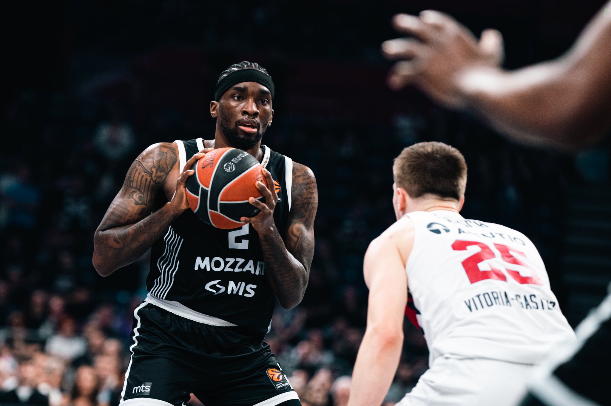 El Baskonia se despide con una derrota; el Fenerbahce y el Olympiacos no fallaron y lograron la victoria
