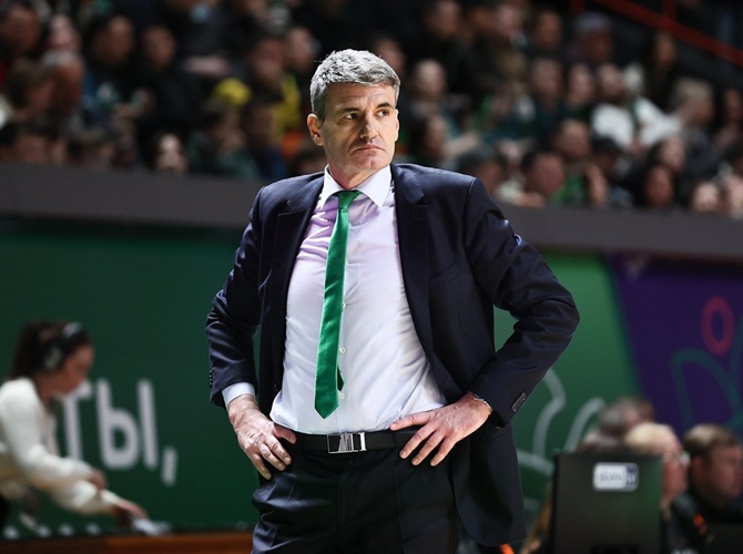 El Baskonia no cuenta con Galbiati y ha negociado ya con Perasovic, que se traería del Unics Kazan a Marcus Bingham