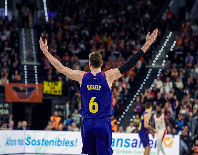 Jan Vesely se retira por sorpresa al acabar la presente temporada