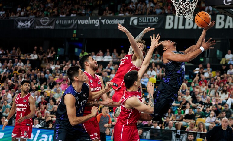 El Joventut sigue buscando el factor cancha en playoffs y el Bilbao Basket defiende su plaza