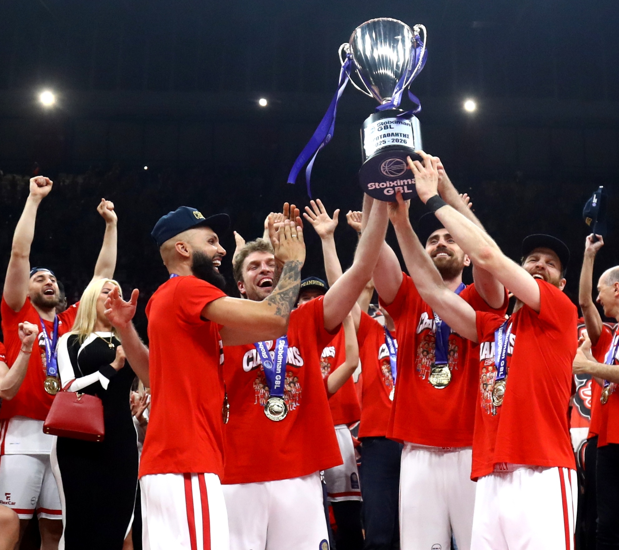 El Olympiacos, campeón también de liga