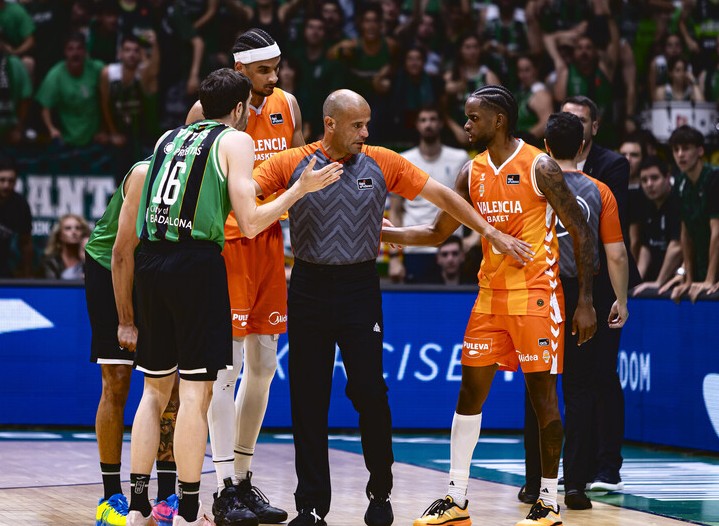 El Valencia Basket, a la final también con un 3-0 después de ganar en Badalona
