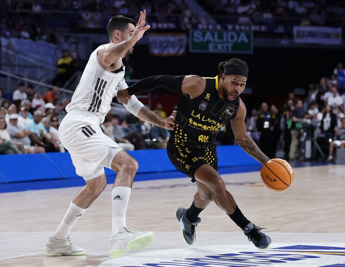 Así se movió el mercado en las últimas horas: Osetkowski, al Valencia Basket; Yan Madar, al Maccabi