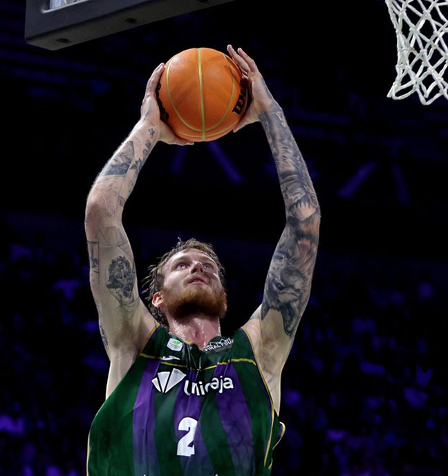 Balcerowski, el sexto fichaje de un Barcelona que aún busca más para el juego interior; ¿Willy Hernangómez al Unicaja?