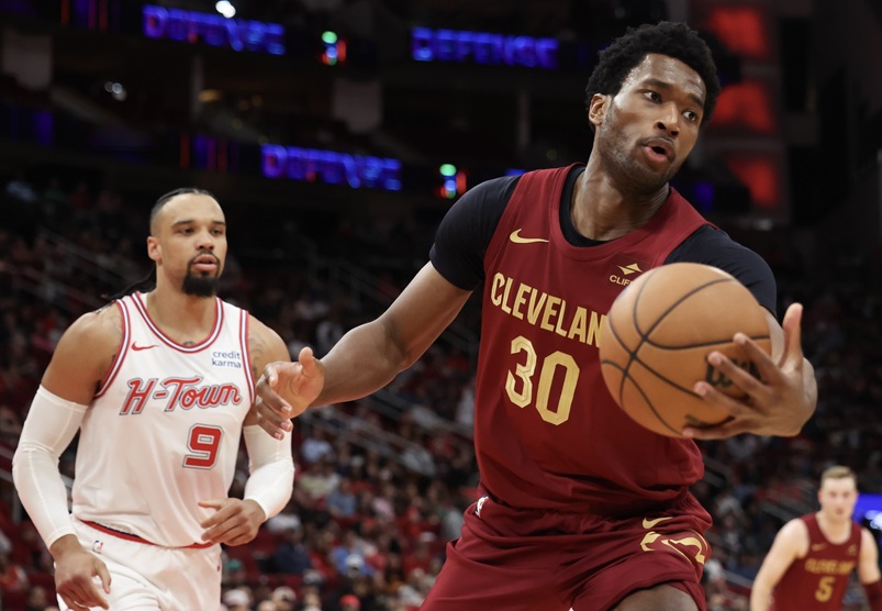 El Real Madrid quiere a Damien Jones como refuerzo en la pintura
