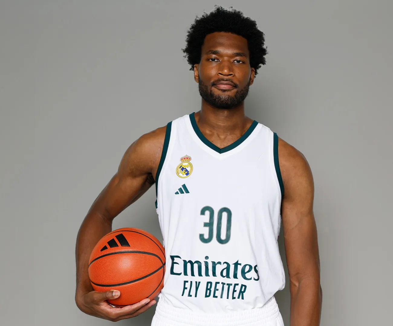 Damian Jones, anunciado ya por el Real Madrid