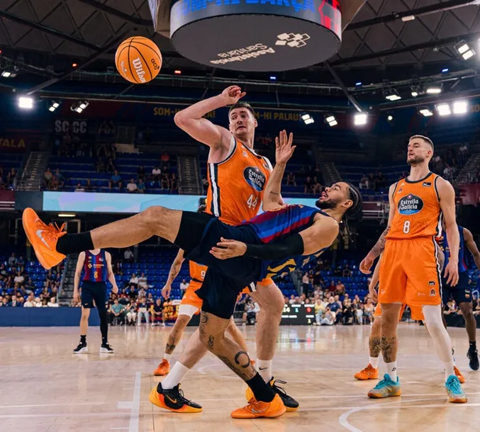 Victorias del Barcelona, el Bilbao Basket y el Obradoiro en los partidos de este sábado
