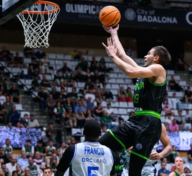 Victorias del Joventut y el Bilbao Basket en el estreno de la Champions
